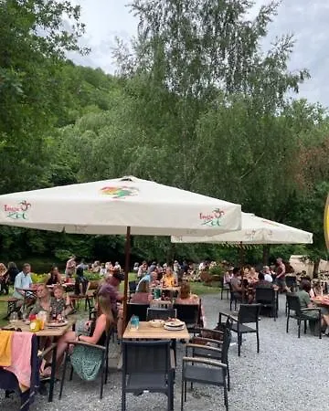 Chalet شاليه